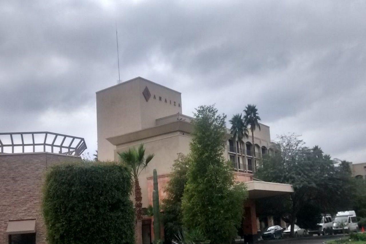 Hotel Araiza Mexicali Exterior photo